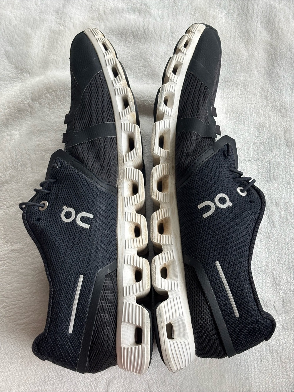 On Cloud 5 Unisex Running Athletics Shoes Sneakers Black White Size 11 - Picture 6 of 10